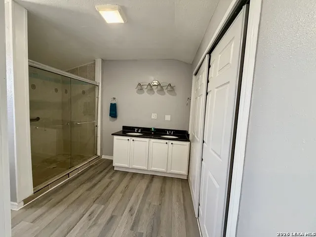 1214 W Winnipeg San Antonio, TX 78225