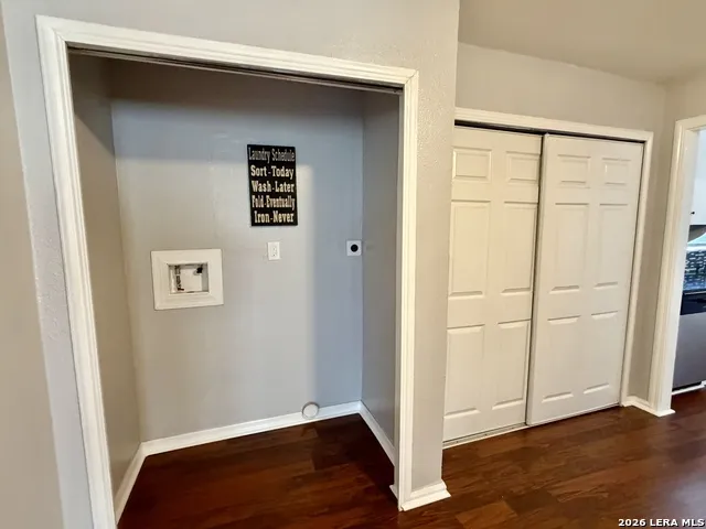 1214 W Winnipeg San Antonio, TX 78225