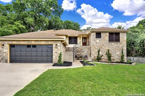 48 RIVER OAK DR