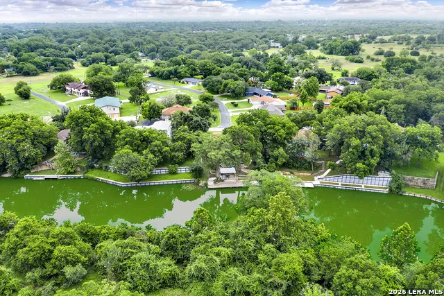 48 RIVER OAK DR Seguin, TX 78155