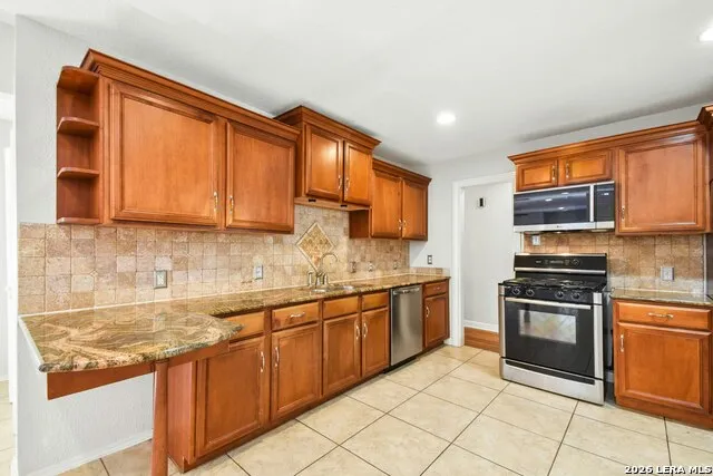 265 E OAKVIEW PL Alamo Heights, TX 78209