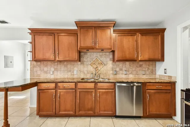 265 E OAKVIEW PL Alamo Heights, TX 78209