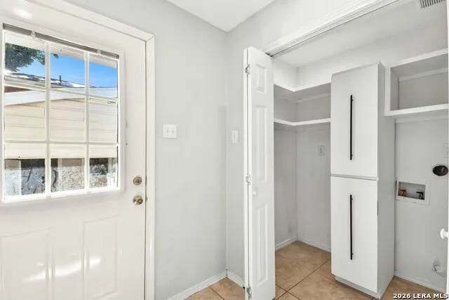 265 E OAKVIEW PL Alamo Heights, TX 78209