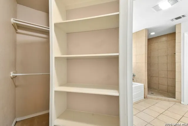 265 E OAKVIEW PL Alamo Heights, TX 78209
