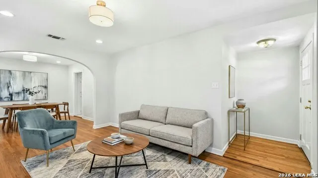 265 E OAKVIEW PL Alamo Heights, TX 78209