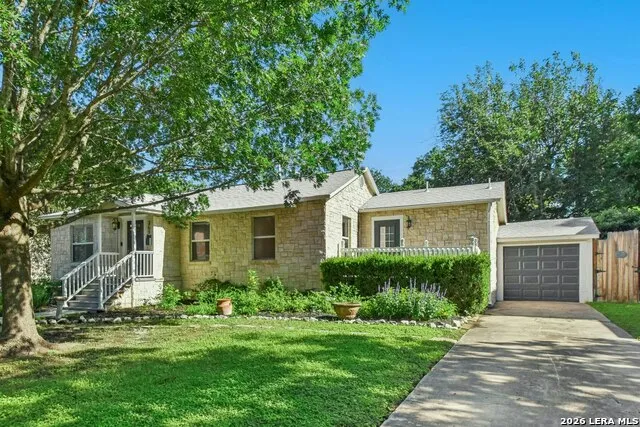 265 E OAKVIEW PL Alamo Heights, TX 78209