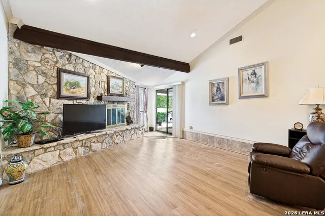 510 FAIRWAY DR Kerrville, TX 78028