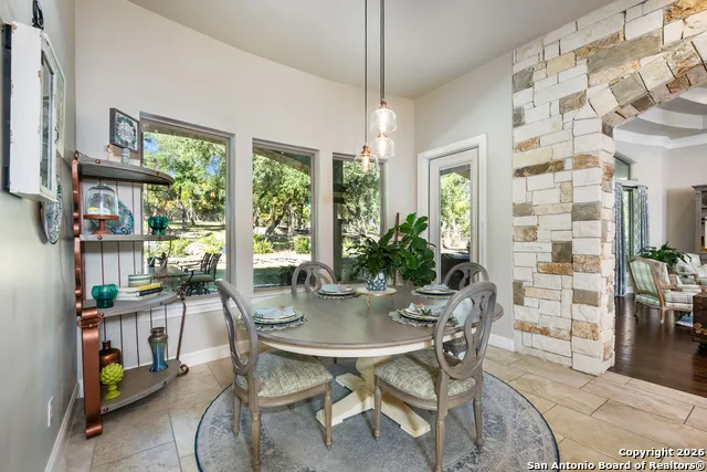 1888 Split Mountain Bulverde, TX 78133