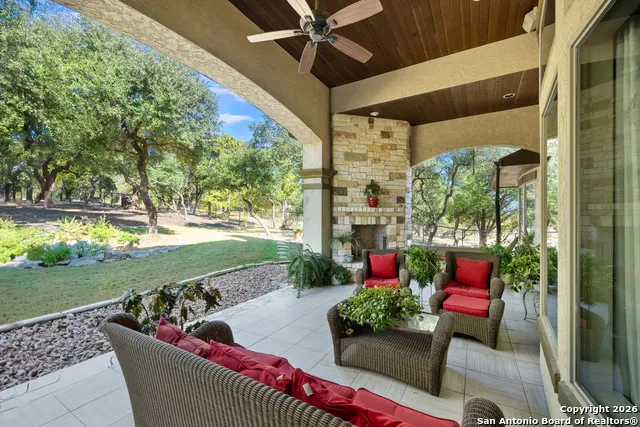 1888 Split Mountain Bulverde, TX 78133