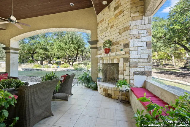 1888 Split Mountain Bulverde, TX 78133