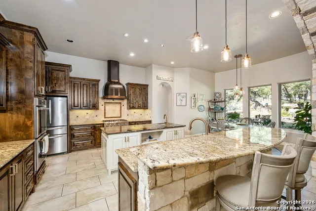 1888 Split Mountain Bulverde, TX 78133