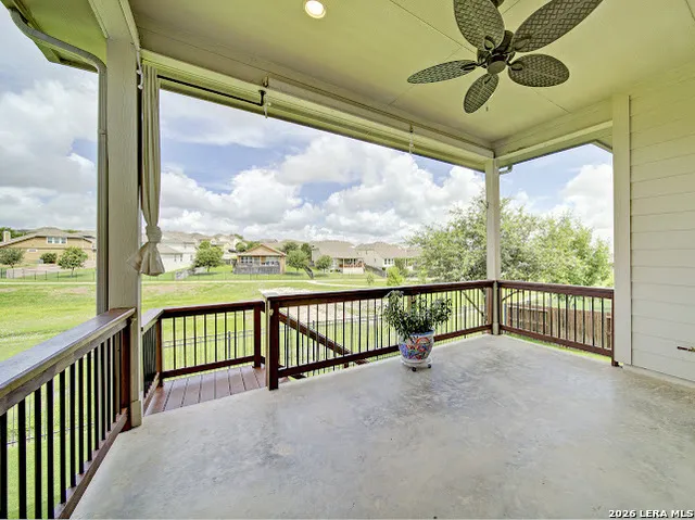 6575 Mason Valley Schertz, TX 78108