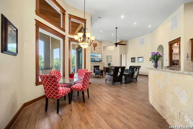 315 HACIENDA PL Dripping Springs, TX 78620