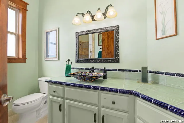 315 HACIENDA PL Dripping Springs, TX 78620