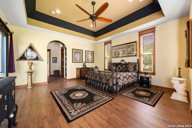 315 HACIENDA PL Dripping Springs, TX 78620