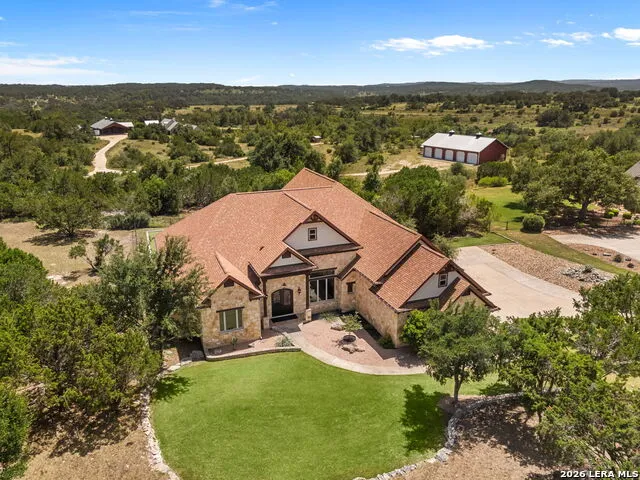 315 HACIENDA PL Dripping Springs, TX 78620