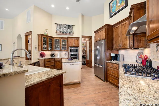 315 HACIENDA PL Dripping Springs, TX 78620