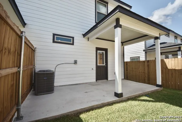 8410 Via Pisa San Antonio, TX 78227