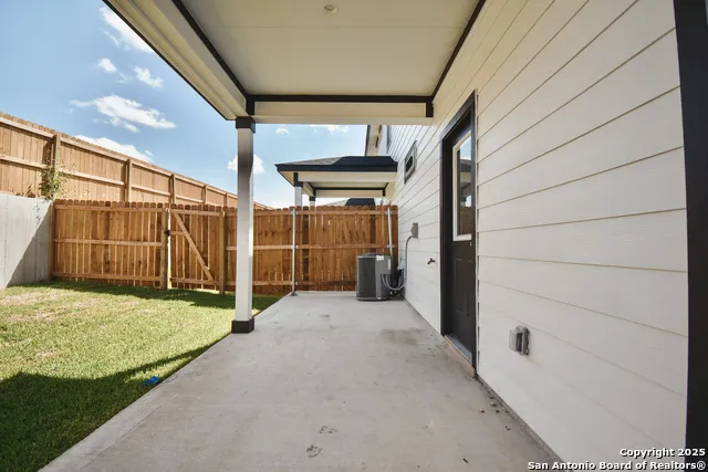 8410 Via Pisa San Antonio, TX 78227