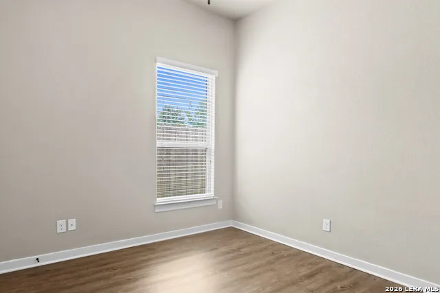 2213-2215 AVERY VILLAGE New Braunfels, TX 78130