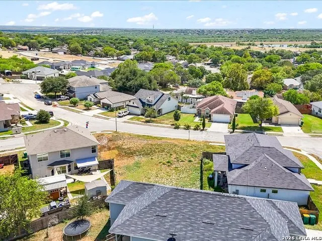 8251 Comanche Pass Converse, TX 78109