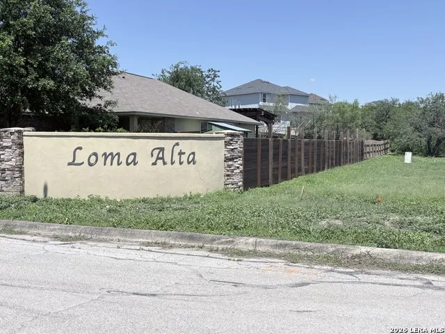 8251 Comanche Pass Converse, TX 78109