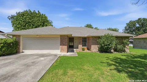 1233 HOLLYHOCK LN