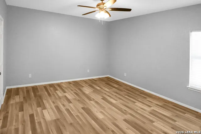 1416 SKYLINE HLS Canyon Lake, TX 78133