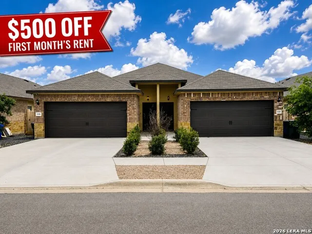 1118 Burek Cross Seguin, TX 78155