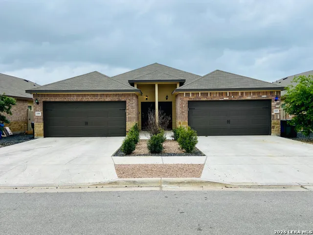 1118 Burek Cross Seguin, TX 78155