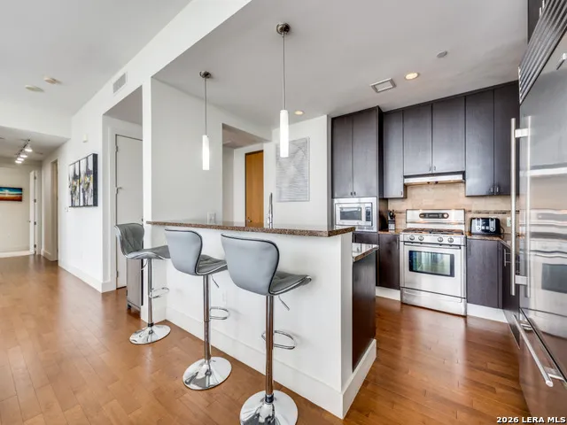610 E Market St Unit 2711 San Antonio, TX 78205