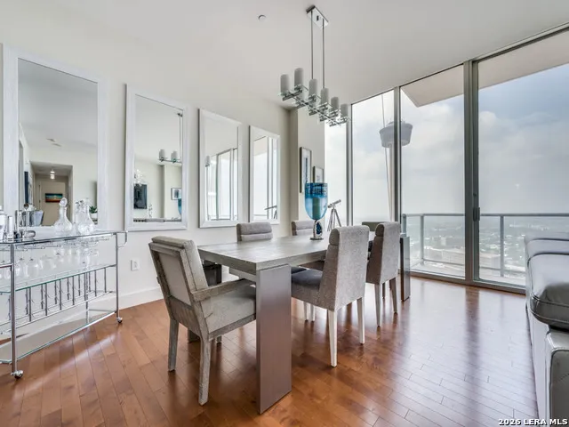 610 E Market St Unit 2711 San Antonio, TX 78205