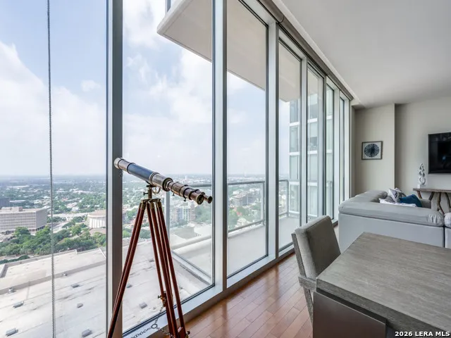 610 E Market St Unit 2711 San Antonio, TX 78205