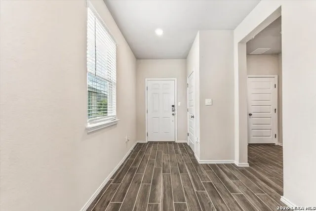 2521 Ayers Dr Seguin, TX 78155