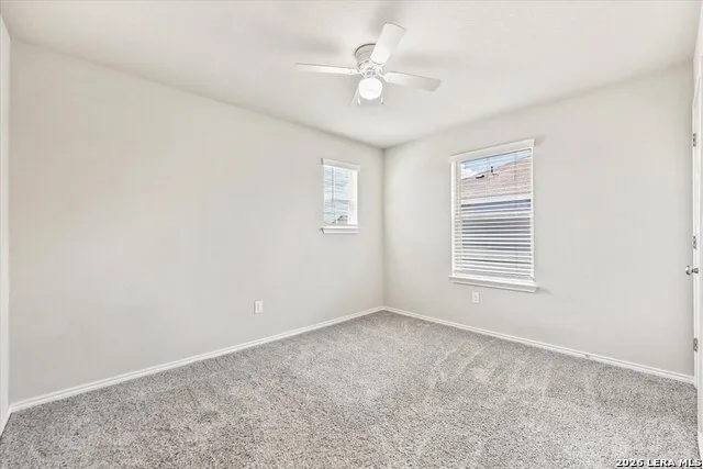 2521 Ayers Dr Seguin, TX 78155