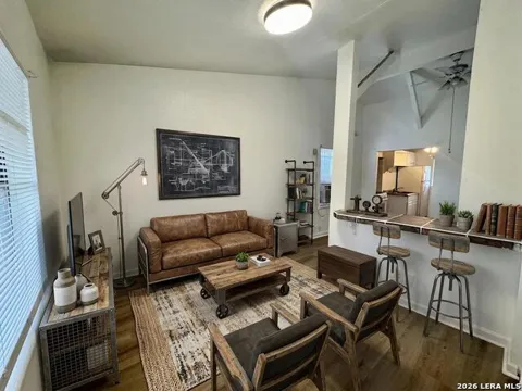 602 Lovett Unit 5