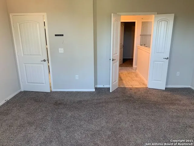 6814 Hibiscus Fls San Antonio, TX 78218