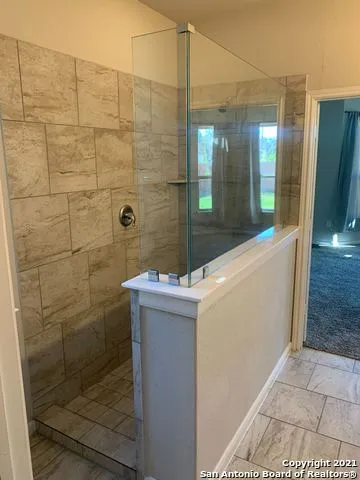 6814 Hibiscus Fls San Antonio, TX 78218