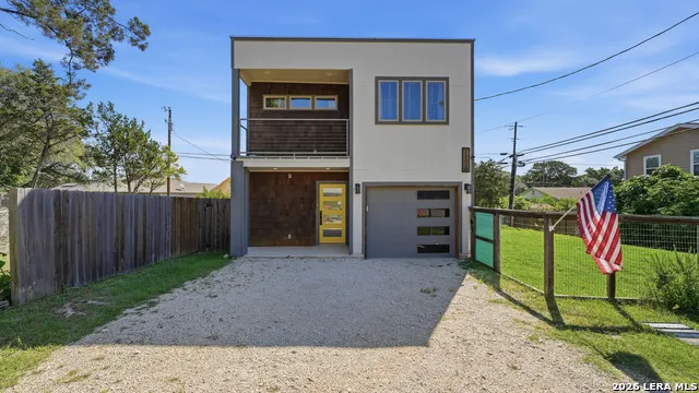 1198 GREEN HILL DR Canyon Lake, TX 78133