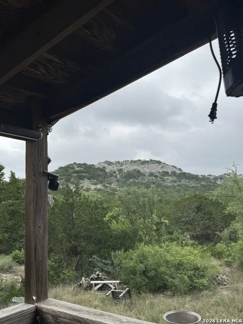 2190 Cr 650 Rocksprings, TX 78880