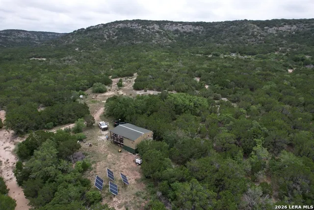 2190 Cr 650 Rocksprings, TX 78880