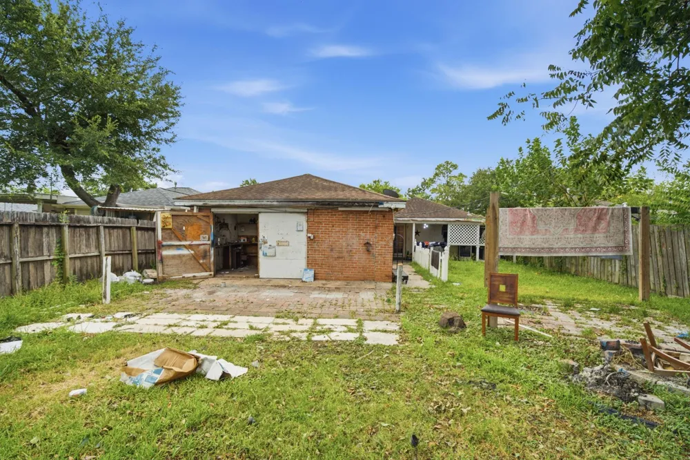 707 Washington Street South Houston, TX 77587