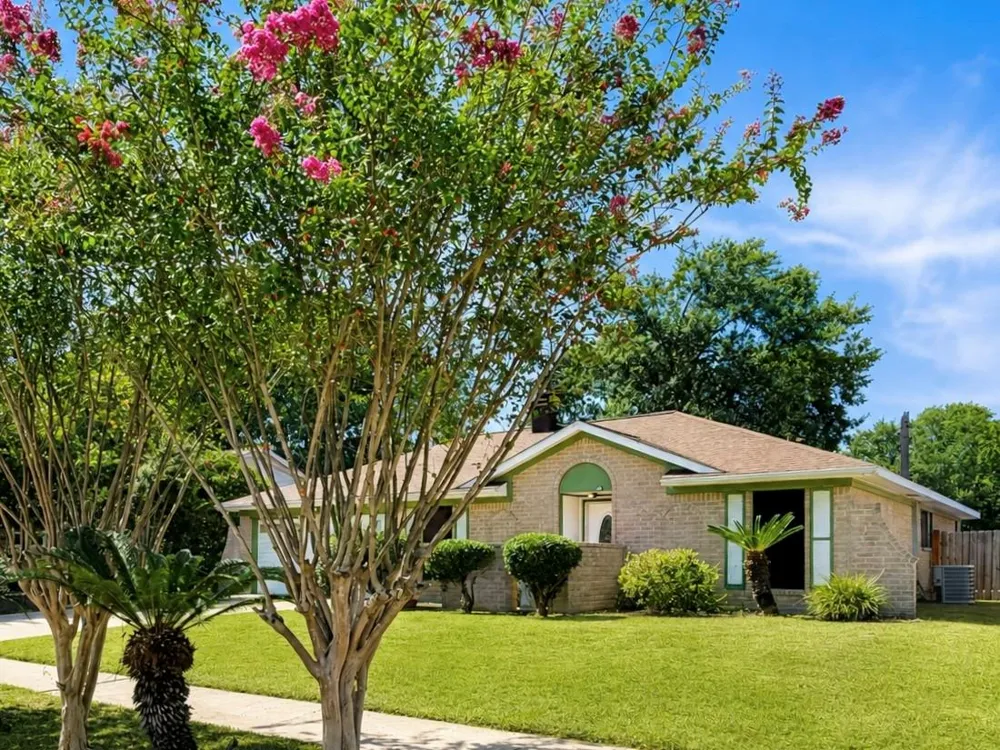 430 Shady Glade Drive Houston, TX 77090