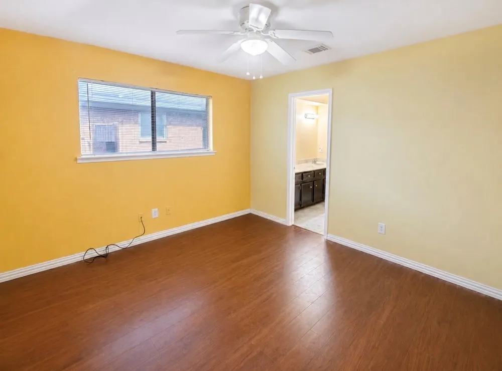 430 Shady Glade Drive Houston, TX 77090