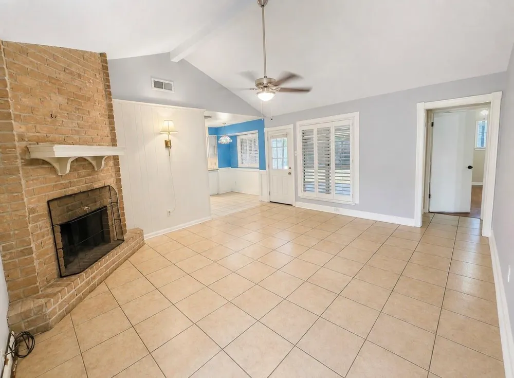 430 Shady Glade Drive Houston, TX 77090