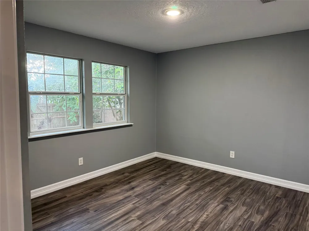 4308 6th Street Bacliff, TX 77518