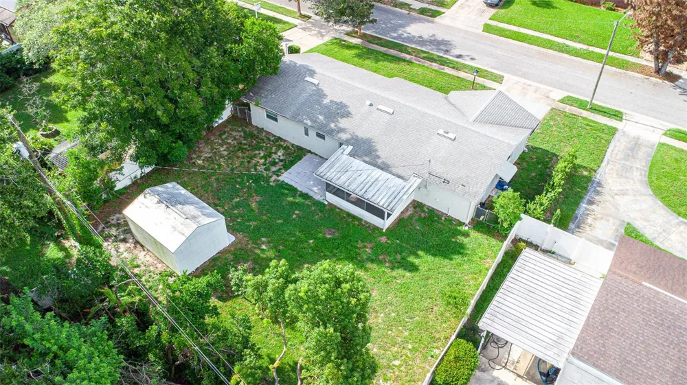 620 BURKE STREET Altamonte Springs, FL 32701