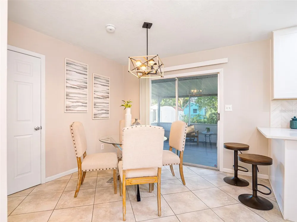 620 BURKE STREET Altamonte Springs, FL 32701