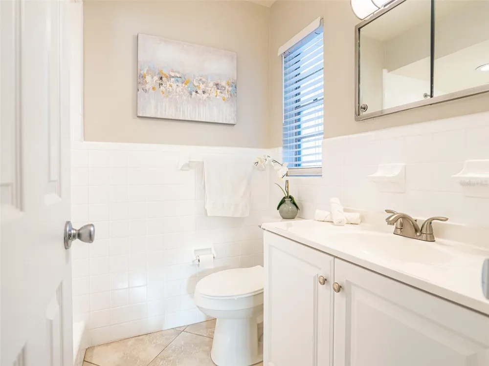 620 BURKE STREET Altamonte Springs, FL 32701
