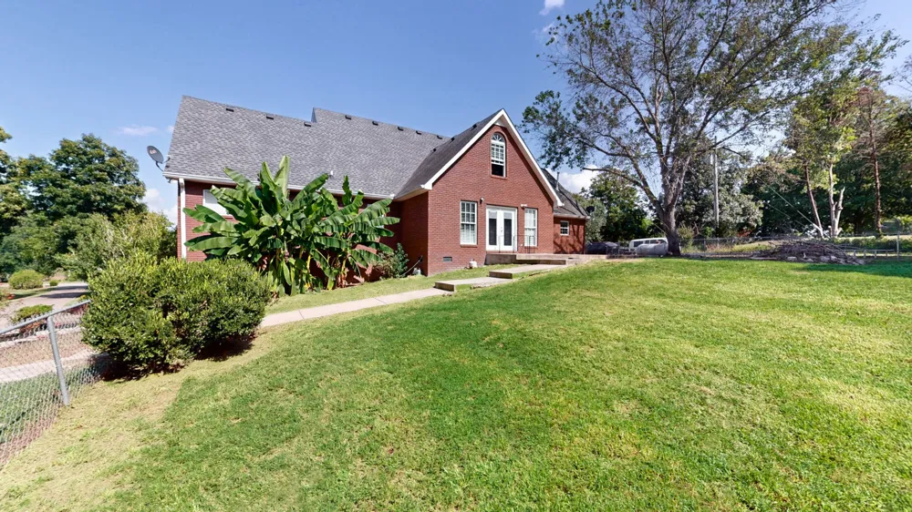 2371 Beasley Ln Columbia, TN 38401